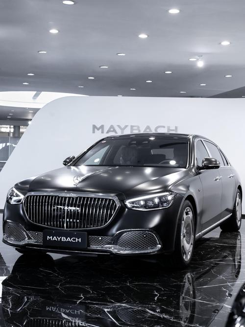 重庆305岚图汽车的售后服务让用户无忧出行，迈巴赫未来的豪华车趋势